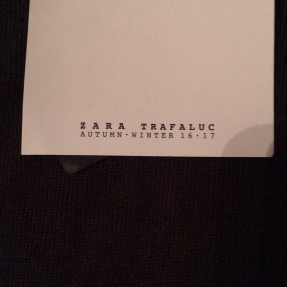 Zara Trafaluc ribbed midi SHORT SLEEVE black dress - Picture 5 of 6